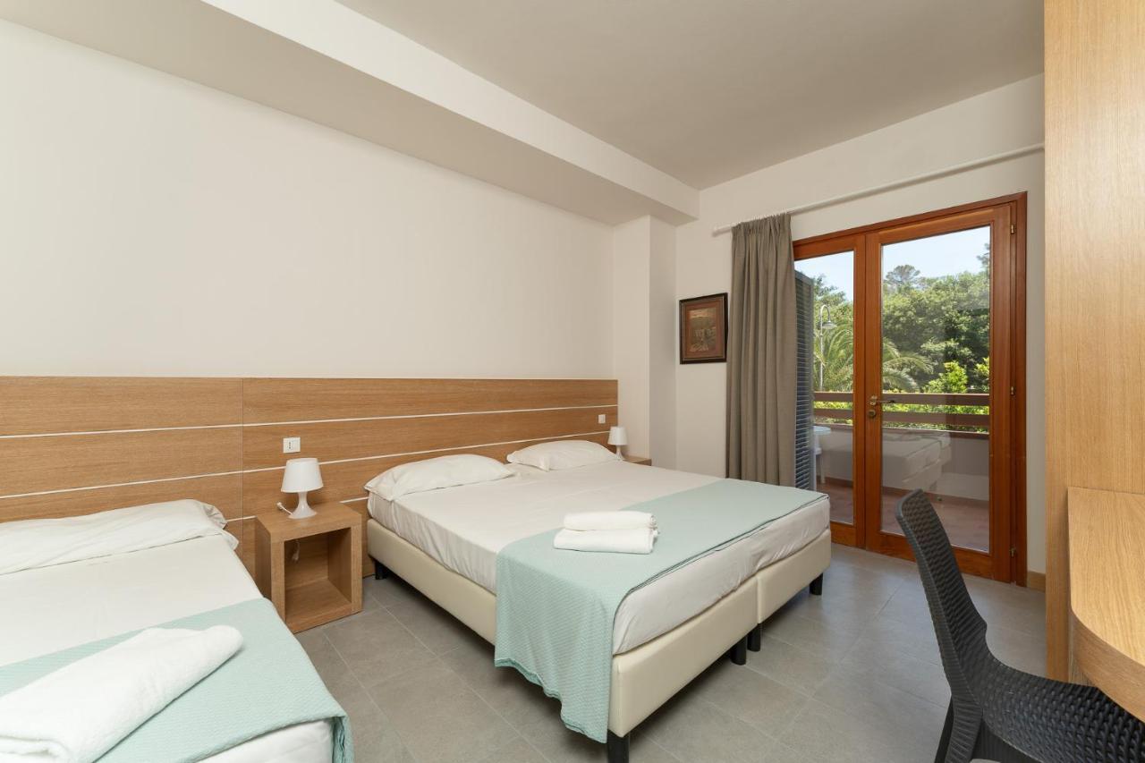 Hotel Delfino 프로키오 외부 사진